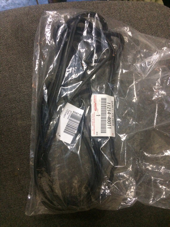 Замена прокладок клапанных крышек и чистка свечных колодцев. — Toyota ...