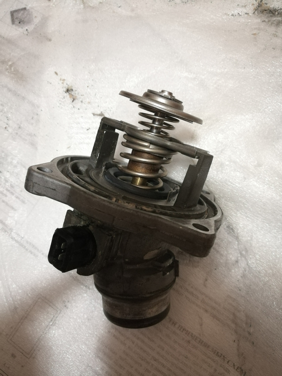 поставил холодный термостат. поставил холодный термостат. поставил холодный термостат. 4. поставил холодный термостат.