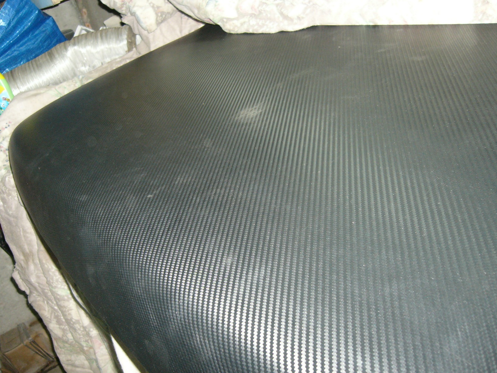 repair Levina covered the trunk lid with 3D carbon film - Toyota Corolla Levin 16 l 1993