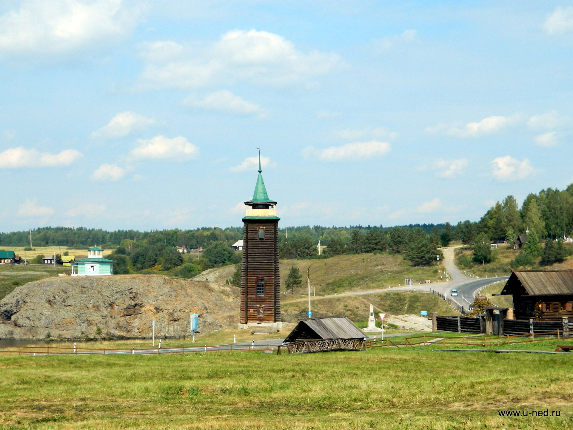 Село нижняя синячиха свердловская область. Нижнесинячихинский музей-заповедник. Нижнесинячихинский музей-заповедник деревянного зодчества. Нижнесинячихинский музей-заповедник фото. Нижнесинячихинский музей-заповедник фотографии с подписями.