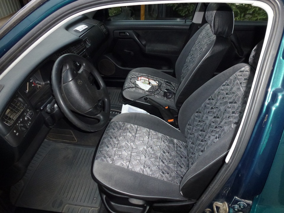 Замена обшивки сидений — Volkswagen Golf Mk3, 1,6 л, 1996 года | просто ...