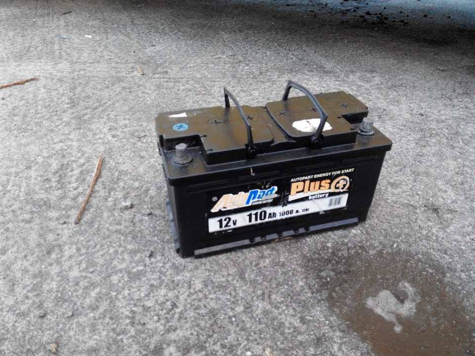 Аккумулятор и вундервуфли) — ГАЗ М-20 Победа, 2,5 л, 1951 года ...