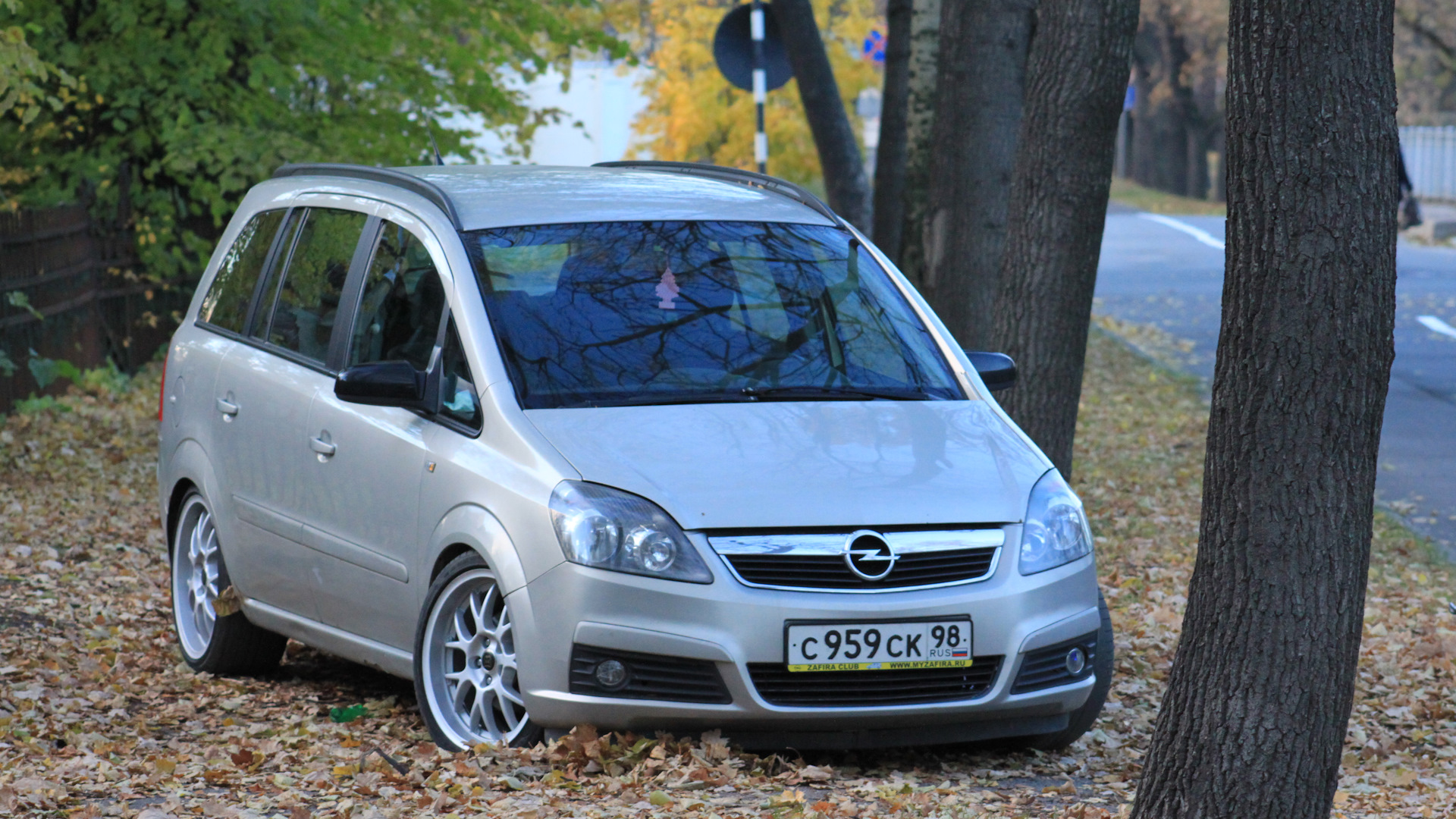 Opel zafira b купить