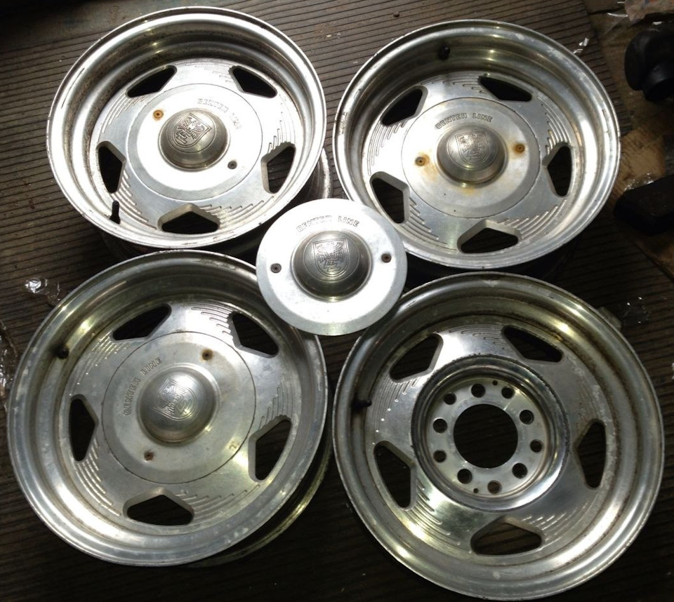 Примерка кованых алюминиевых дисков Center Line 7jx15 5x139,7 Вылет 0 ...