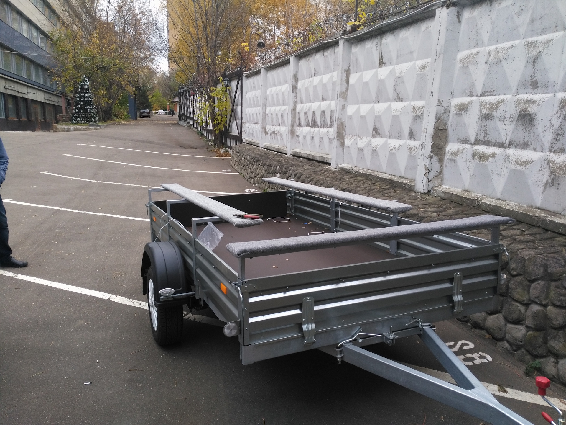 прицеп мзса 817701 габариты. мзса 832162. легковой прицеп мзса 817710. прицеп легковой мзса 3. сайт завода мзса.