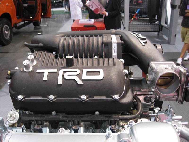 TRD Supercharger Toyota PRADO 120.