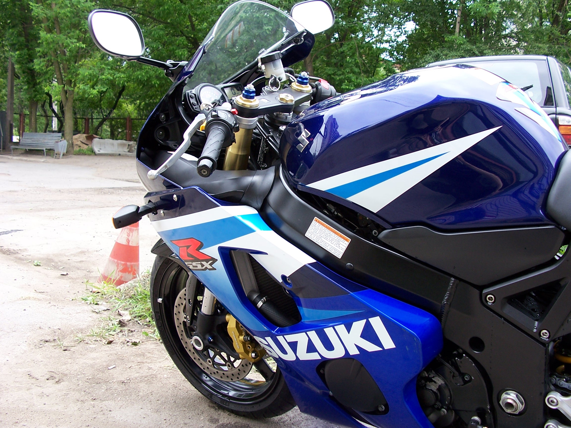 Suzuki GSX R 600 k8