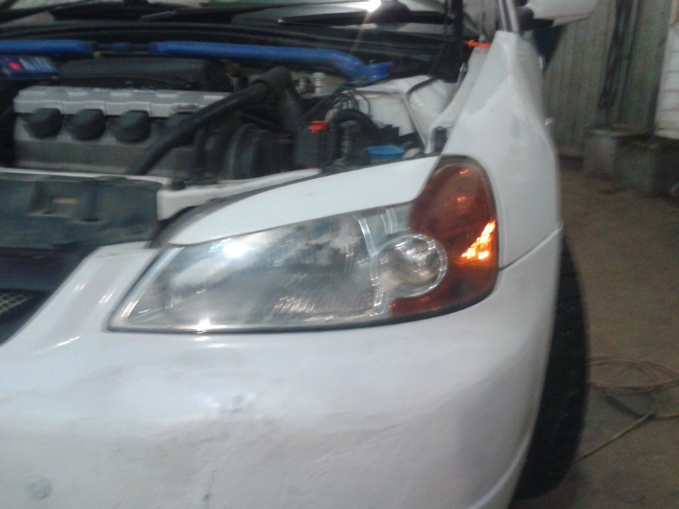 Закатал поворотники — Honda Civic (7G), 1,5 л, 2001 года | просто так ...