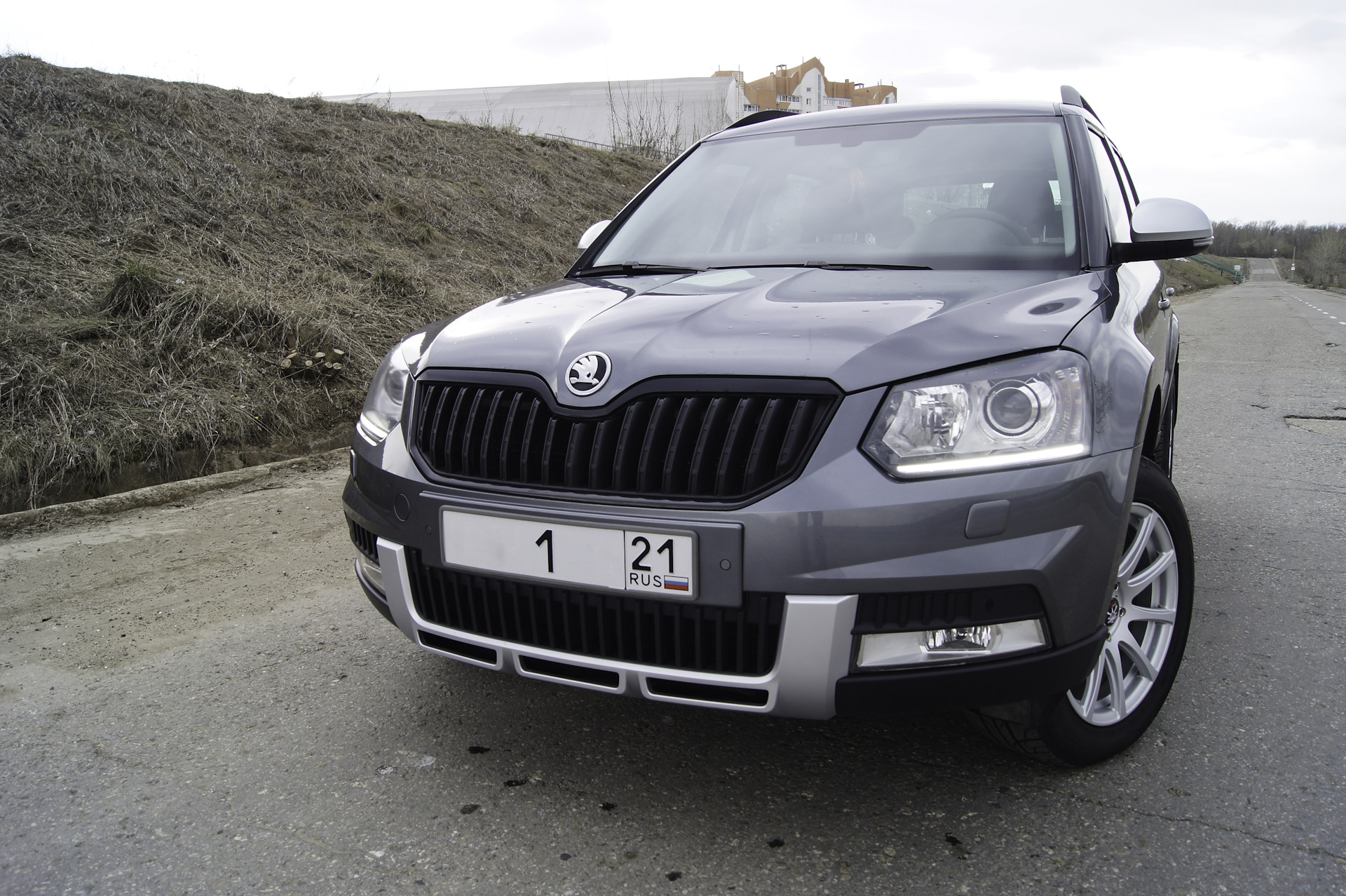 Йети цвет. Skoda Yeti Style. Skoda Yeti на стиле. Шкода етти Стайлинг. Skoda Yeti Exterior.