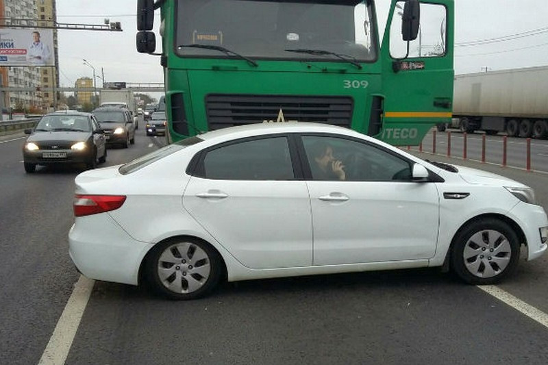 череповецкий дальнобойщик проучил автохама чем закончилось. Смотреть фото череповецкий дальнобойщик проучил автохама чем закончилось. Смотреть картинку череповецкий дальнобойщик проучил автохама чем закончилось. Картинка про череповецкий дальнобойщик проучил автохама чем закончилось. Фото череповецкий дальнобойщик проучил автохама чем закончилось