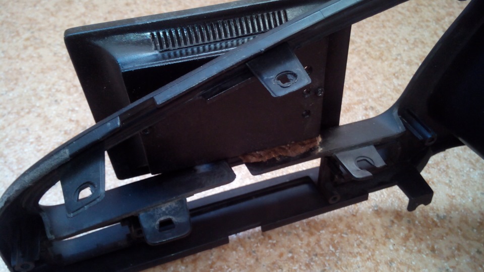 С обратной стороны — Chevrolet Lanos