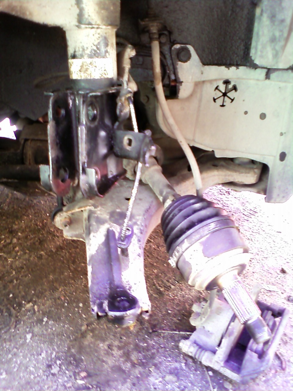 Замена кулака — Honda FR-V, 2 л, 2005 года | своими руками | DRIVE2