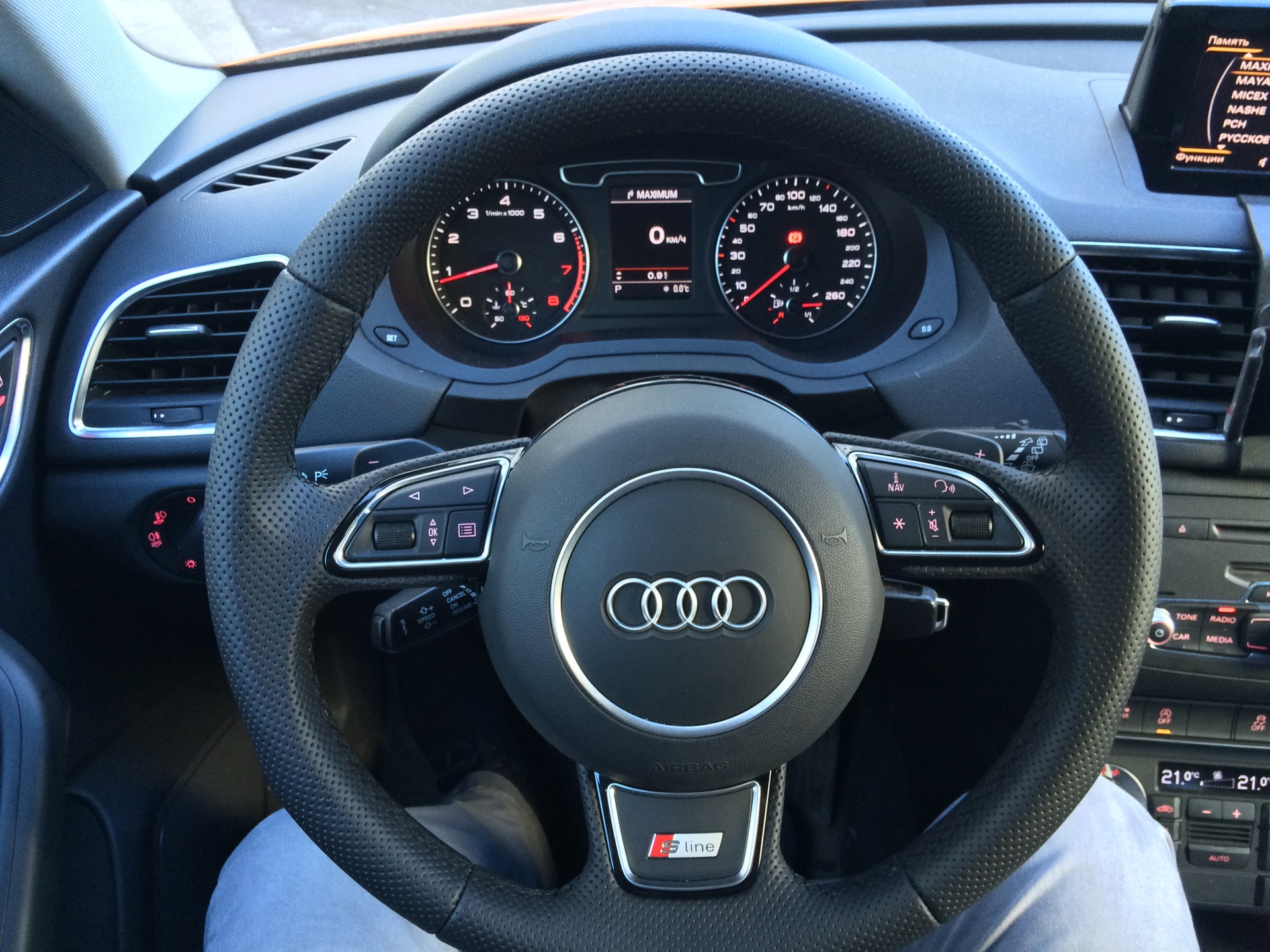 Audi q3 руль