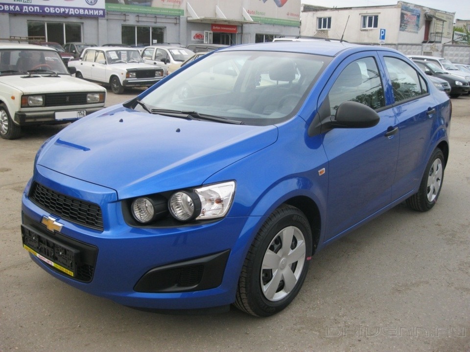 Шевроле нижний. Chevrolet Aveo 1.6 МТ, 2013. Шевроле Авео 2013г. Новая Шевроле Авео 2013. Chevy Aveo 2013.