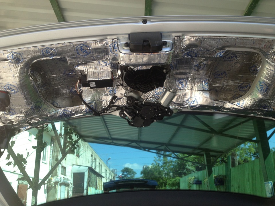 Шумо изоляция багажника — Volkswagen Golf Mk6, 1,4 л, 2009 года ...