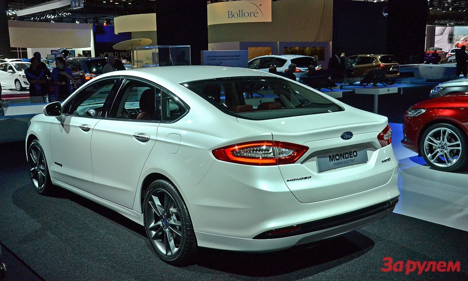 Mondeo 2014. Ford Mondeo 2014. Форд Мондео 2015 года. Ford Mondeo 2015 White. Форд Мондео 16 года выпуска.