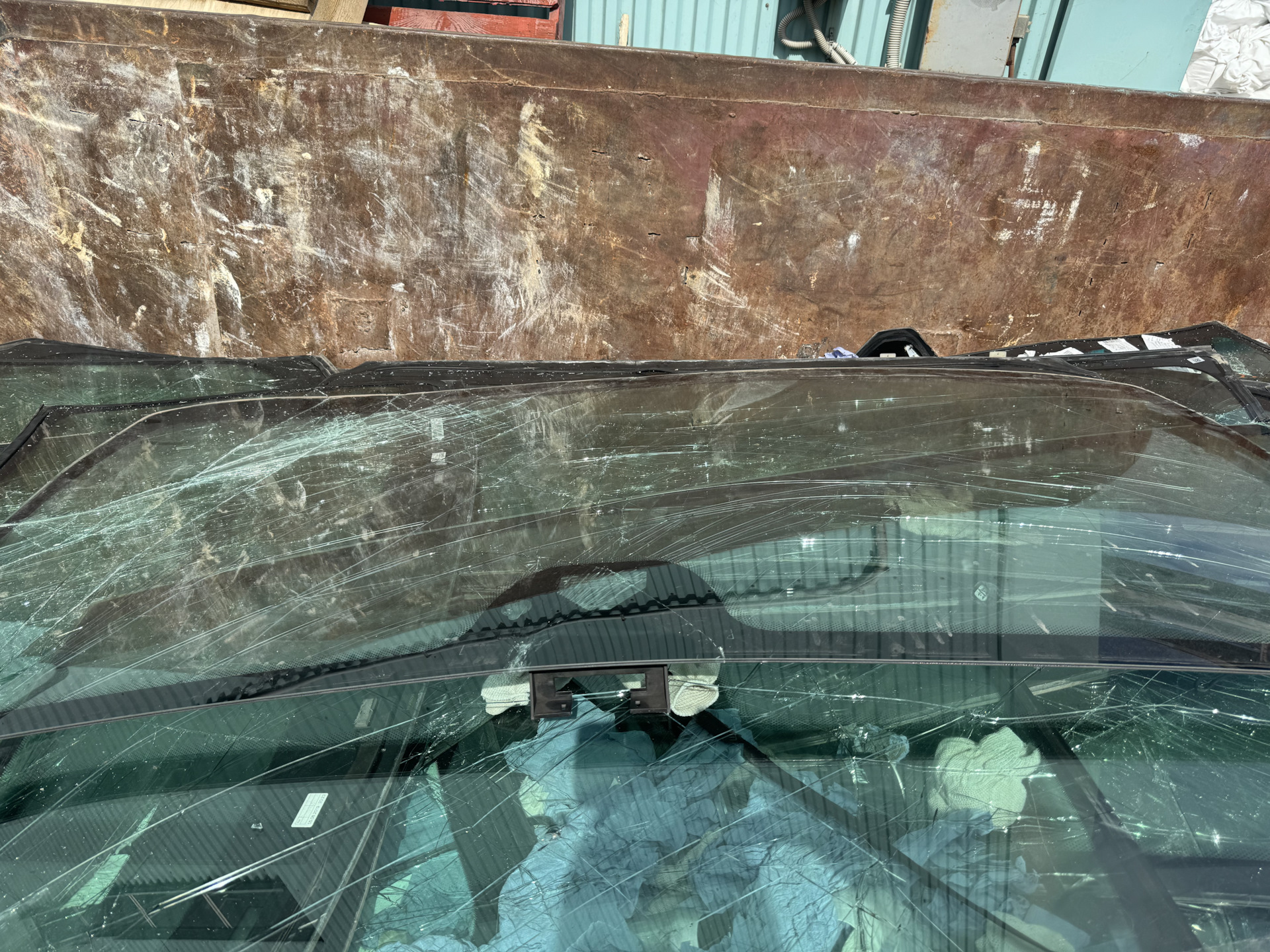 Замена лобового стекла — ГАЗ Соболь NN, 2,8 л, 2022 года | поломка | DRIVE2