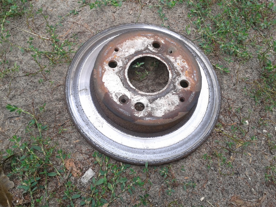 Задние тормозные диски и колодки — Honda Accord (5G), 2 л, 1997 года ...