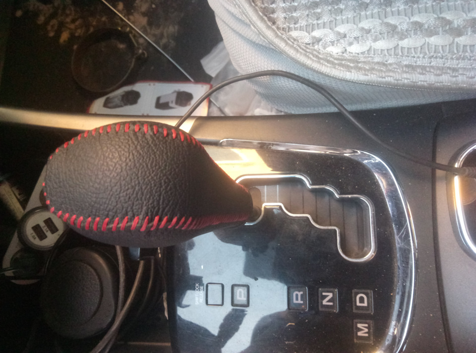 Чехол на акпп и ручник — SsangYong Actyon (2G), 2,1 л., 2014 года ...
