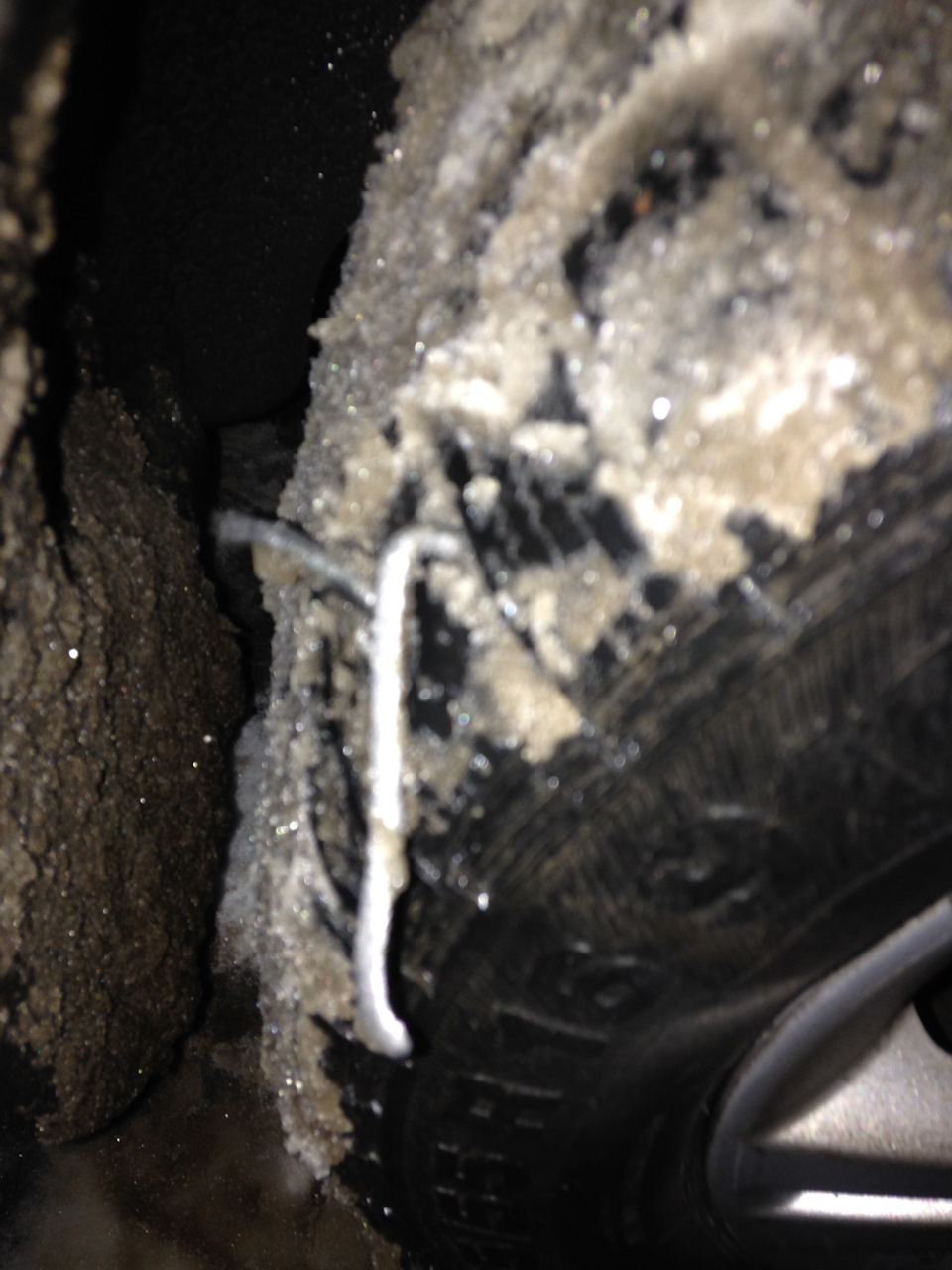 Пробил колесо — Opel Astra H, 1,8 л., 2008 года | шины | DRIVE2