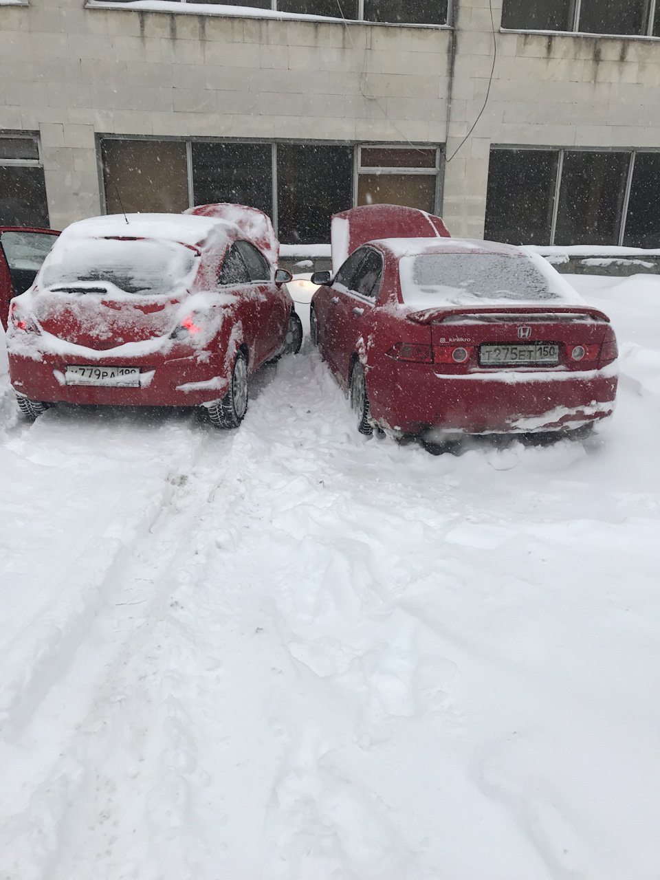 Забыл на ночь выключить габариты — Honda Accord (7G), 2,4 л, 2007 года ...