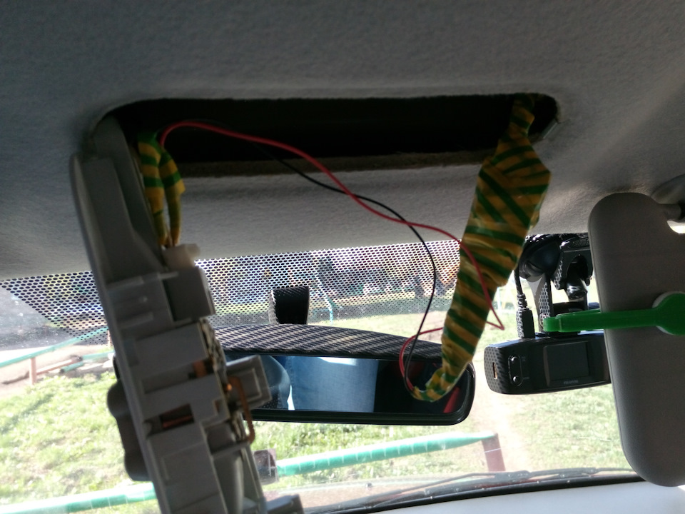 Питание регистратора от плафона освещения. — Renault Logan (1G), 1,4 л ...