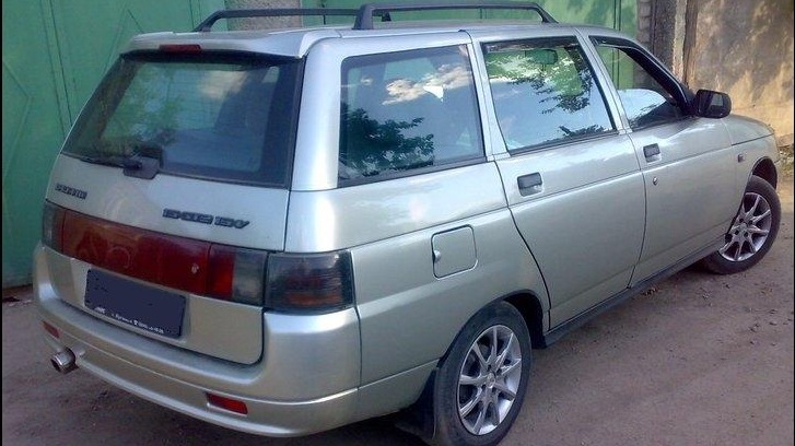 Lada 2111 серебряный металл