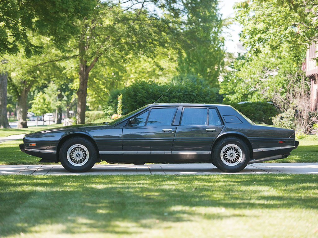 Aston Martin Lagonda 1982