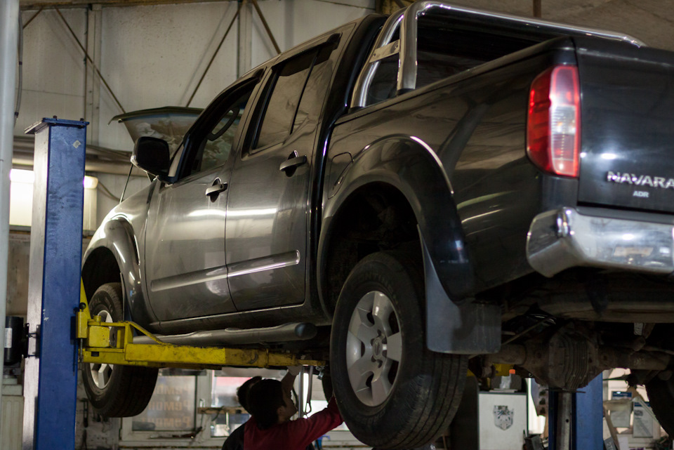 Замена ступицы изза лопнувшего уха - Nissan Primera (P12), 2 л, 2002 года поломк