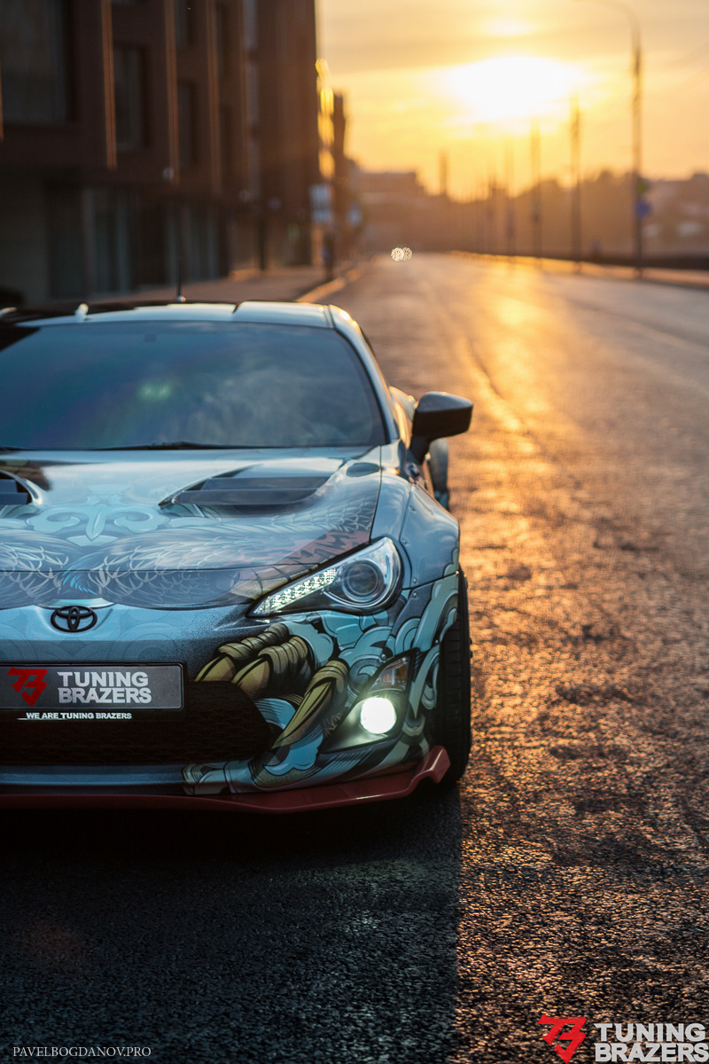 Toyota gt 86 РЅРµРѕРЅ