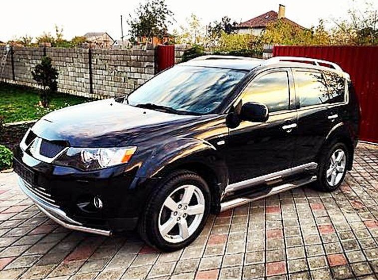 Аутлендер 3.0 2008 год. Mitsubishi Outlander XL 3.0. Аутлендер 2008 3.0. Mitsubishi Outlander XL 3.0 2008. Mitsubishi Outlander XL 2008.