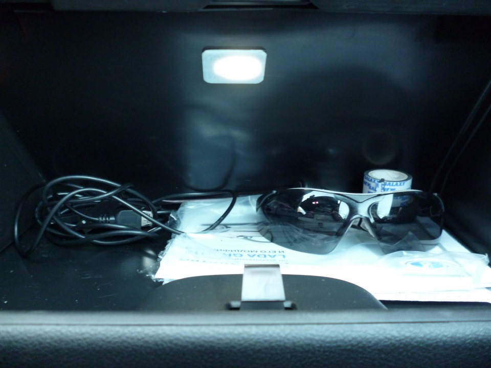 Да будет свет! ((в бардачке)) — Lada Гранта, 1,6 л, 2013 года | тюнинг ...