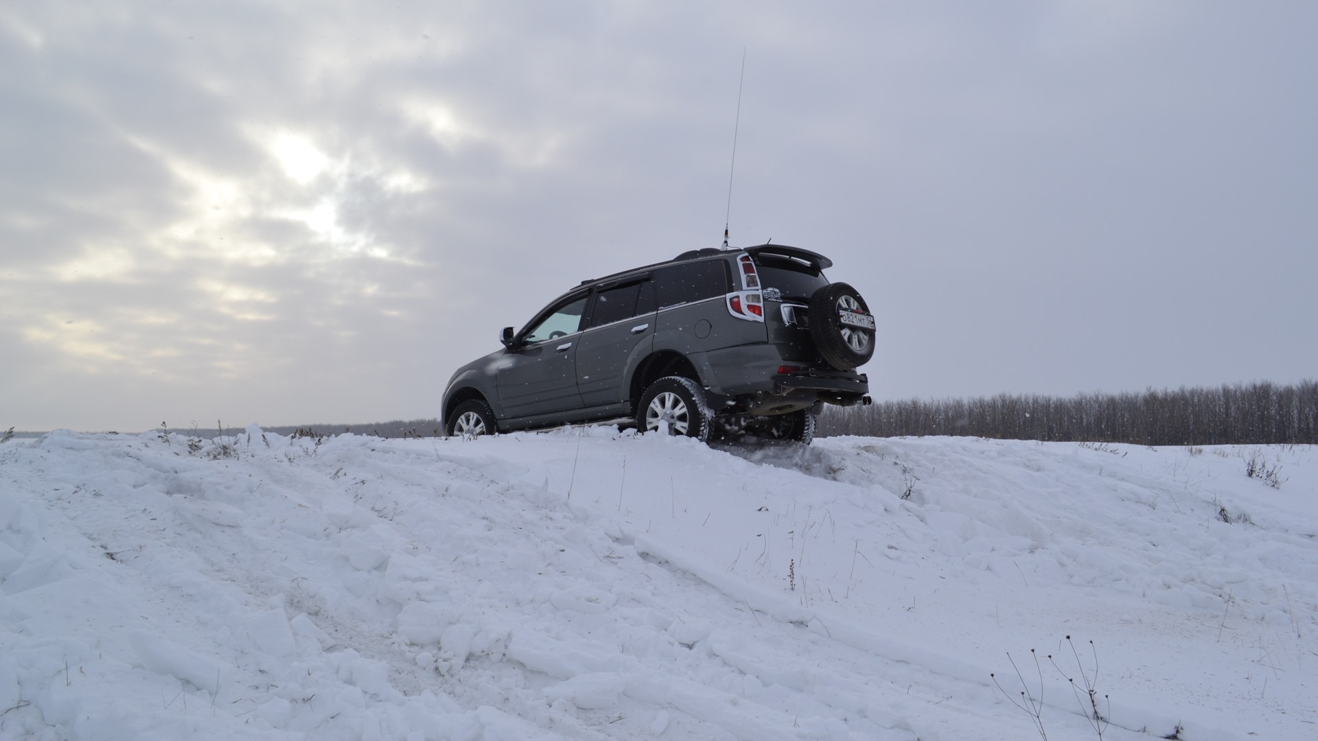 Ховер н5 горит. Ховер н2 off Road. Ховер н2 серый в грязи. Гнилой Ховер h3 зима. Ховер х5 в грязи толкают.