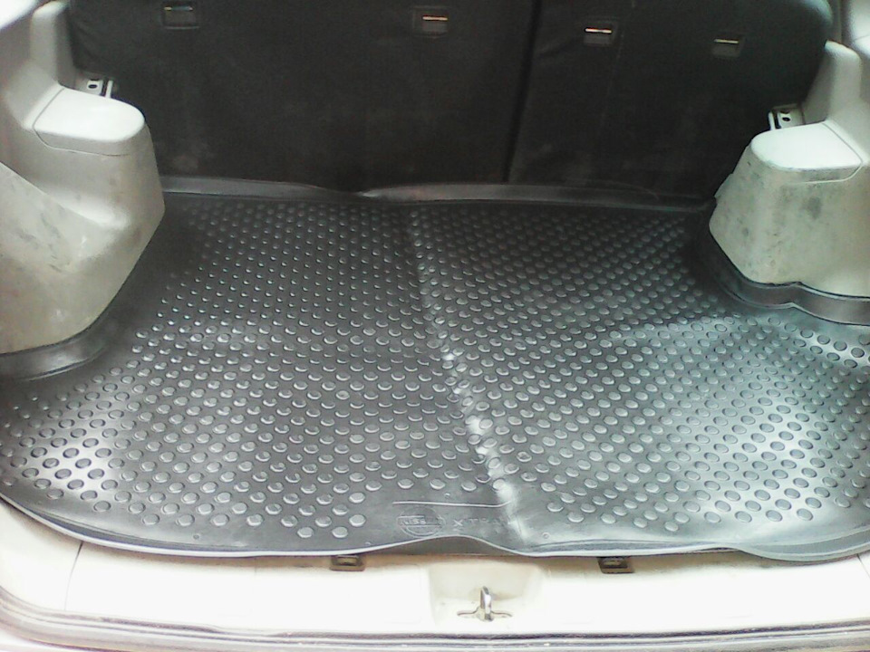 Фото в бортжурнале Nissan X-Trail I (t30)
