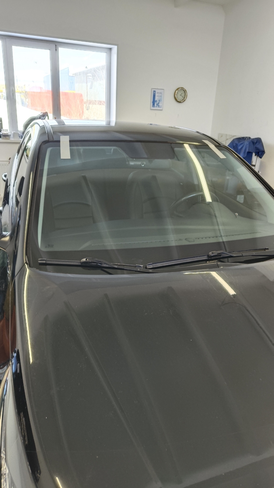 Замена лобового стекла — Hyundai Solaris (2G), 1,6 л, 2018 года ...