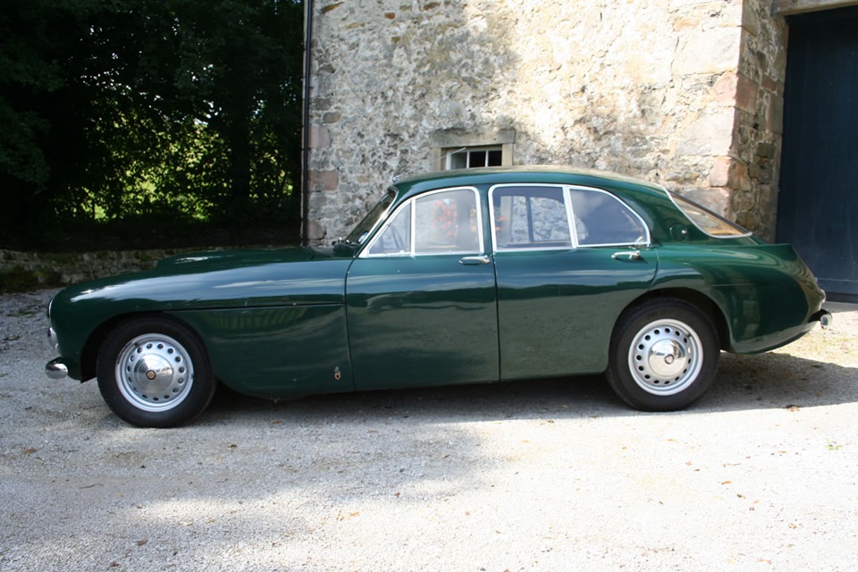 РђРІС‚Рѕ Bristol 405