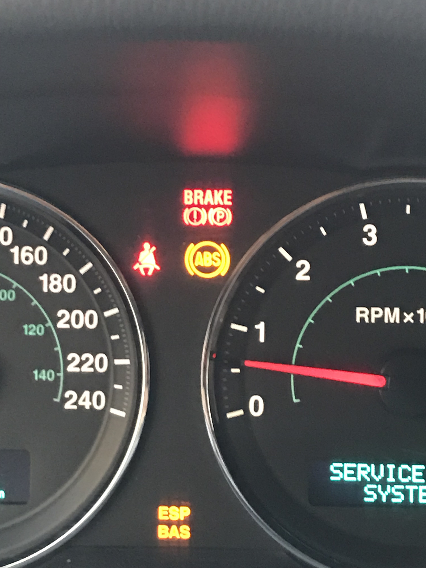 Ошибки jeep grand cherokee. Молния ошибка jeep grand cherokee. U0114 ошибка jeep grand cherokee. Кенгурятник на jeep grand cherokee wk2. U11e9 ошибка jeep.