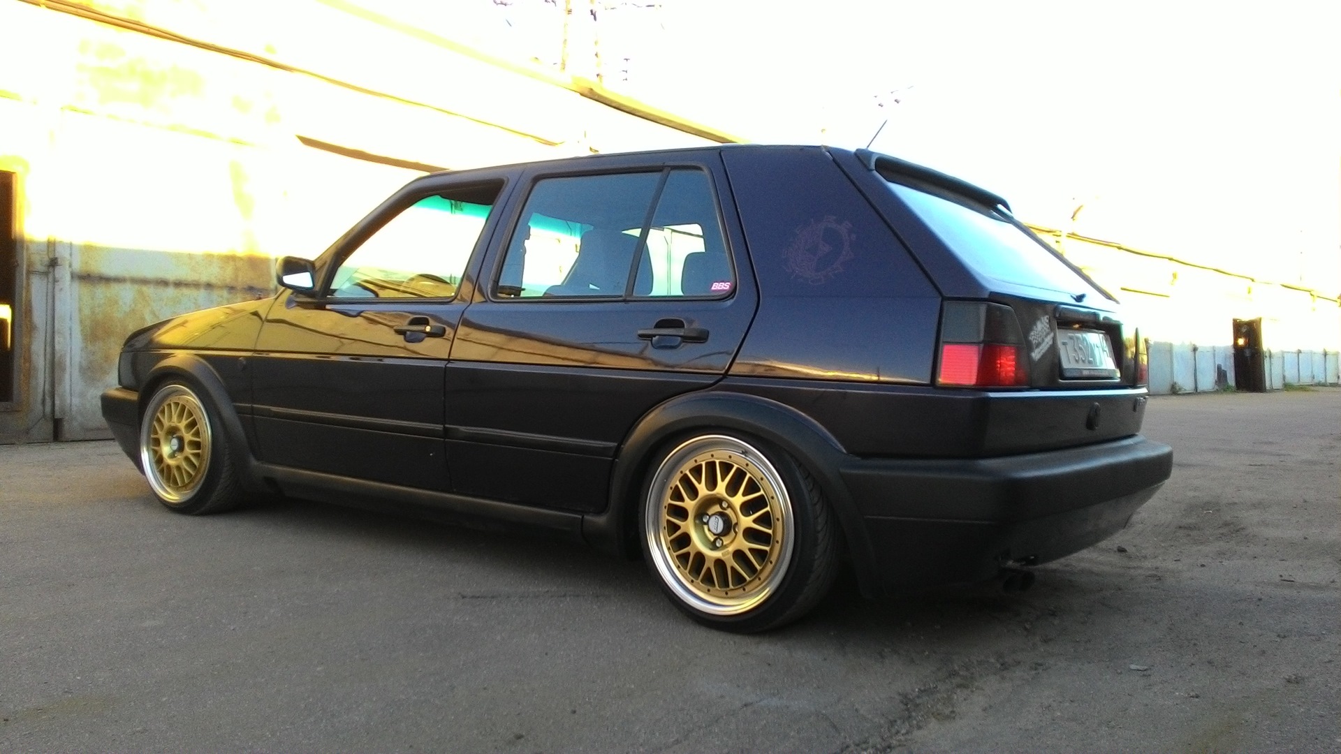 Golf 2 r16