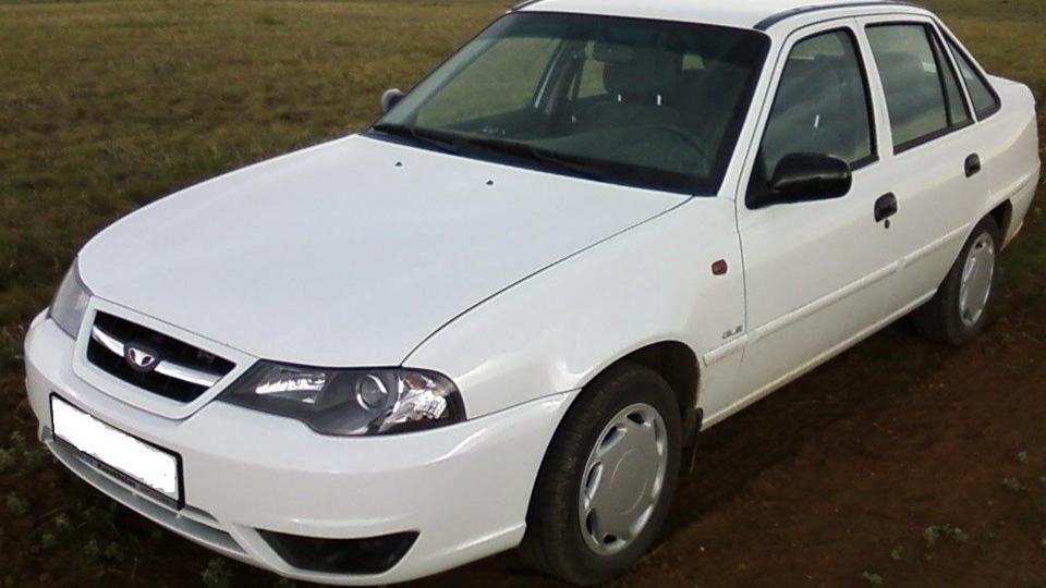 Daewoo Nexia n150 белая