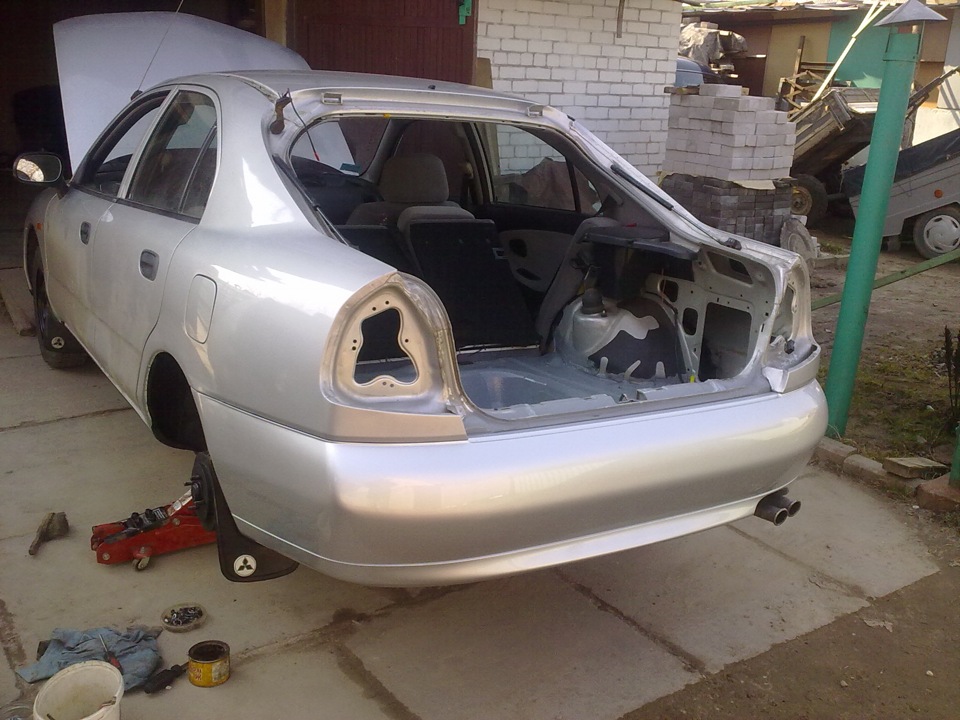 сборка — Mitsubishi Carisma