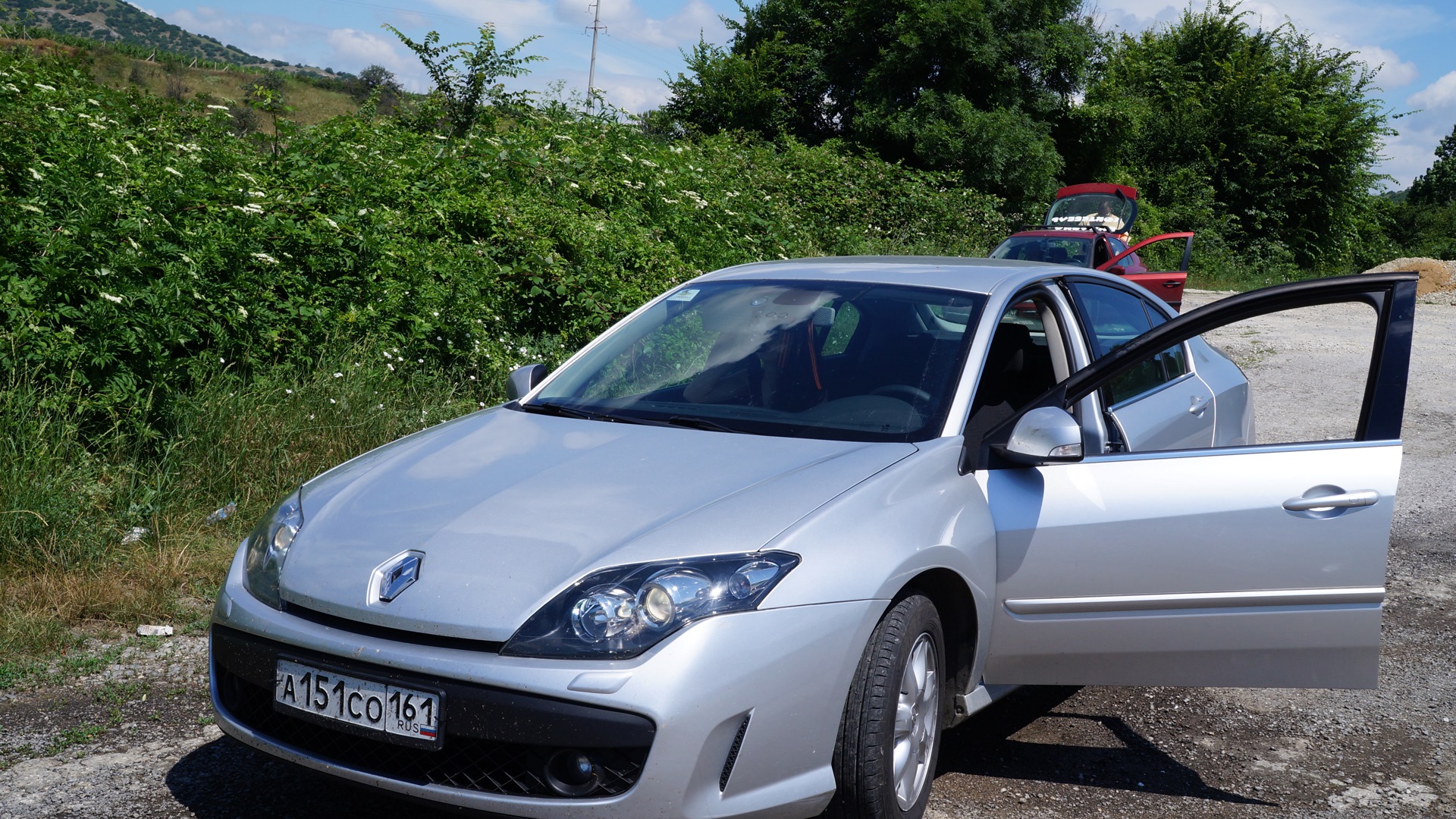 Рено лагуна 3 1.5. Рено Лагуна 3 1.5 дизель. Renault Laguna III 1.5DCI. Renault Laguna III Coupe 1.5 DCI. Рено Лагуна 3 серебристая.