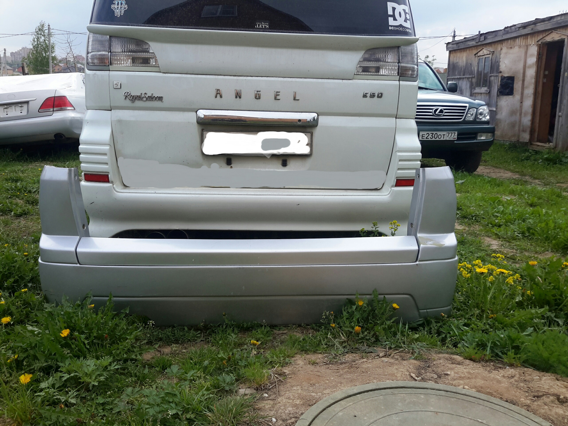 Nissan elgrand 50. Обвес Ниссан Эльгранд е50. Обвес Nissan Elgrand e50. Эльгранд 50 кузов.