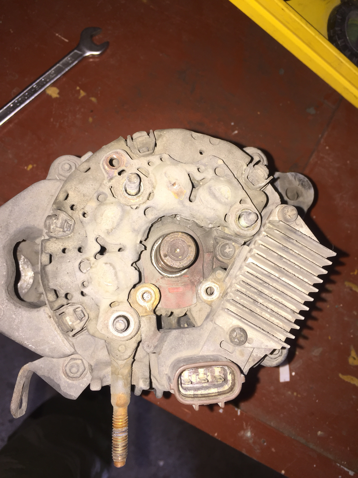 генератор тойота королла 120 1. генератор тойота краун 141. щетки генератора тойота 3s fe. генератор тойота королла xli 1993. тойота корона генератор 12v в довольном.