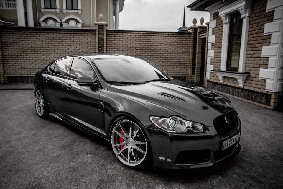 M r x d. Jaguar XF r20. Jaguar XF r19. Jaguar XF на 18 дисках. Диски 20 на Jaguar.