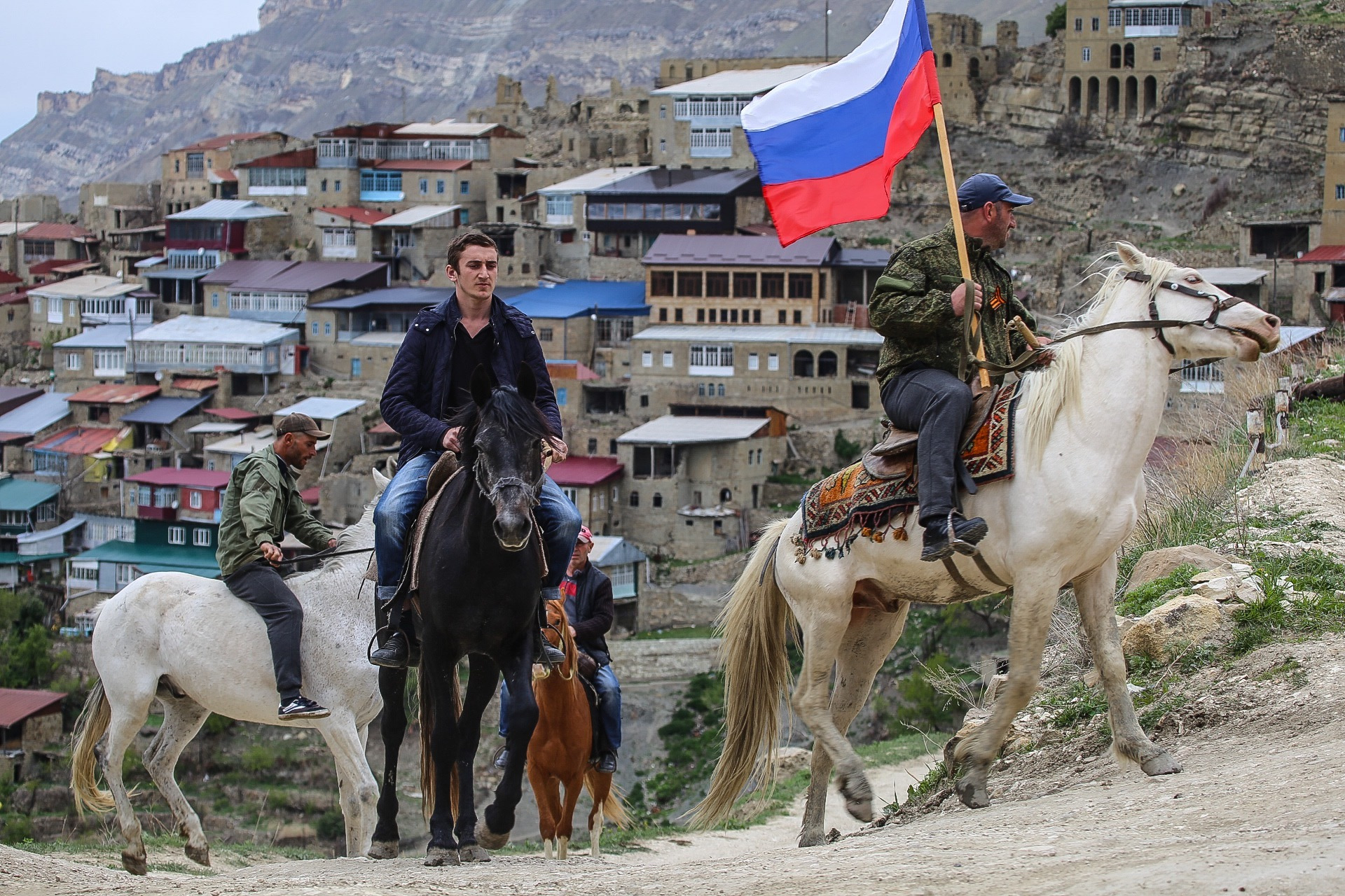 Чох дом. Этнодом Чох Дагестан. Этнодом Чох Заур. Достопримечательности Чоха Дагестан. Селение Чох.