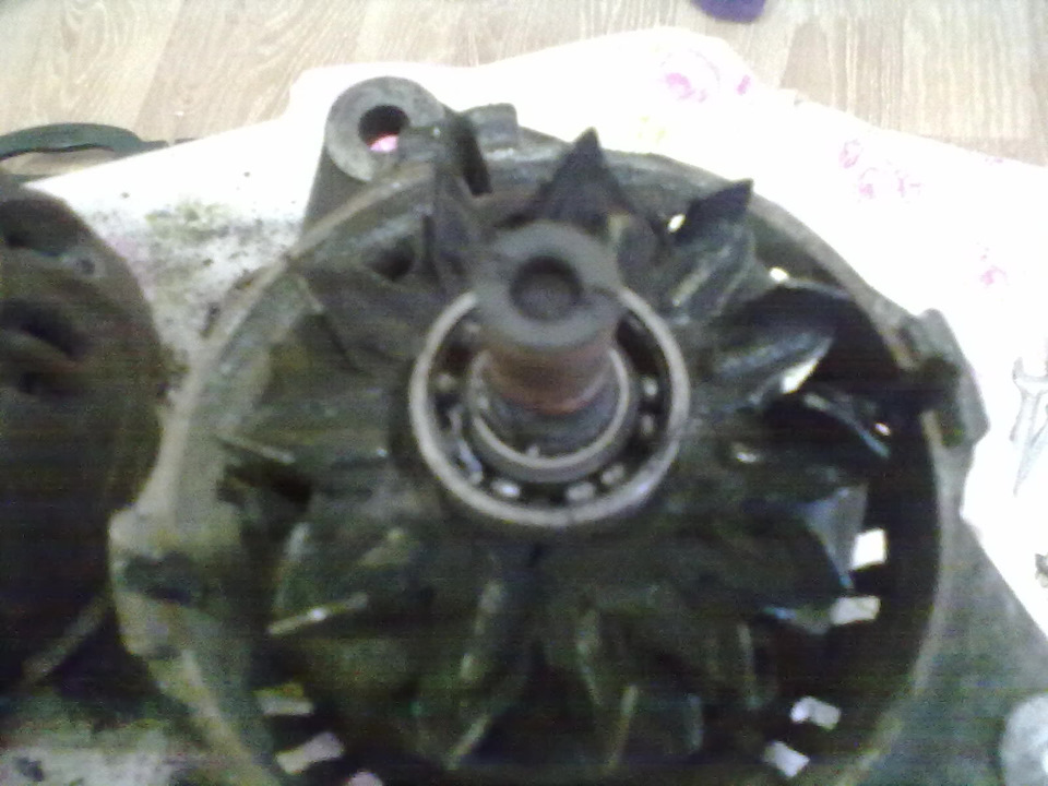 Фото в бортжурнале Mitsubishi Carisma