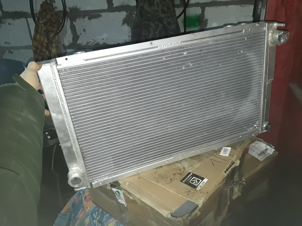 Продам Радик с субару Новый. Кпп гетраг 260 и плита на 1jz GTE. Супорта ...