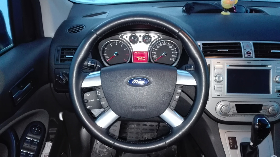 Смена руля на ФФ3 рестайлинг — Ford Kuga (1G), 2,5 л, 2011 года ...