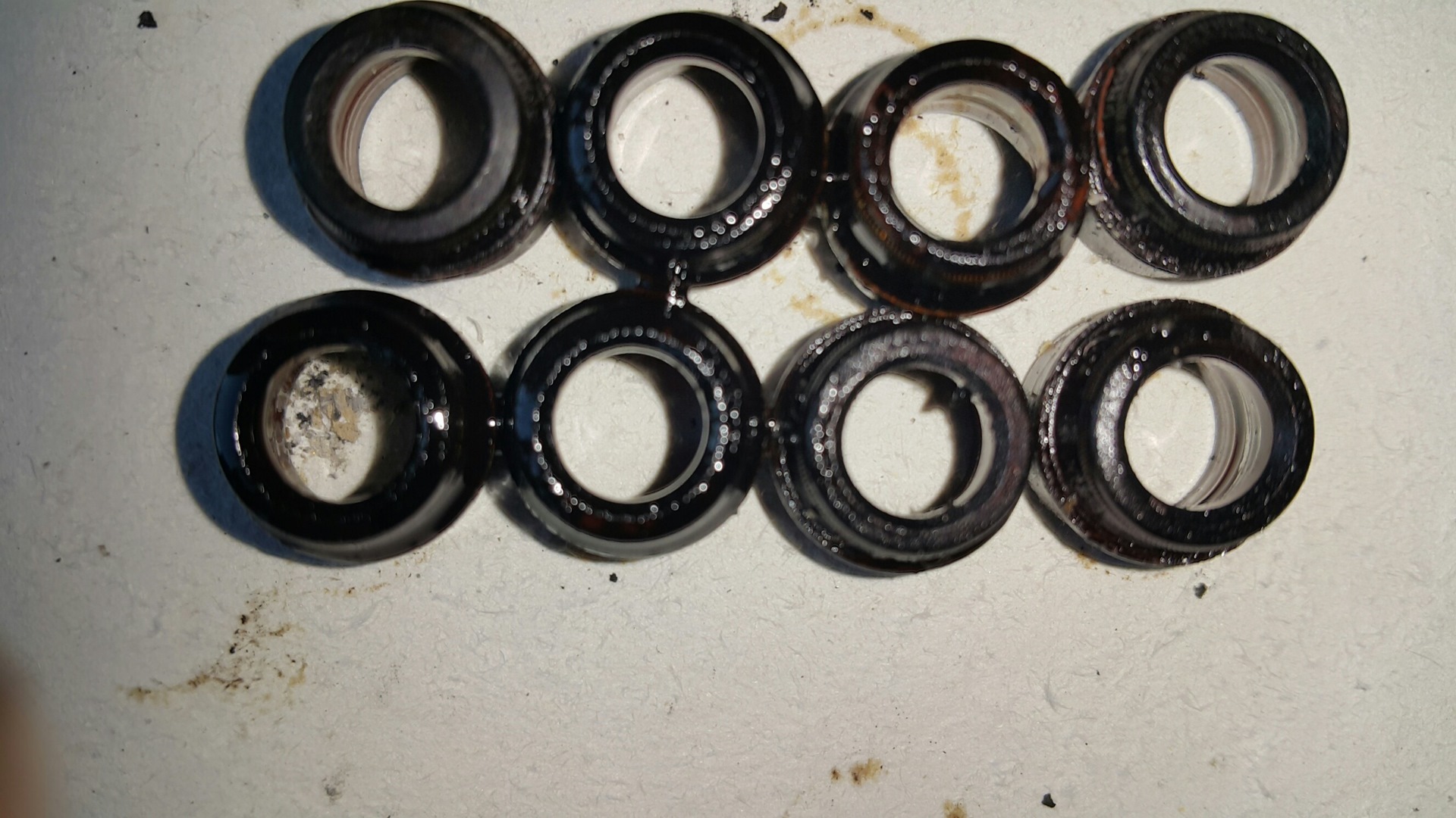 Сальники форсунок клапанной крышки ауди а6 с5 2. Сальник на форсунку ваз. 8. 8. Манжеты форсунок.