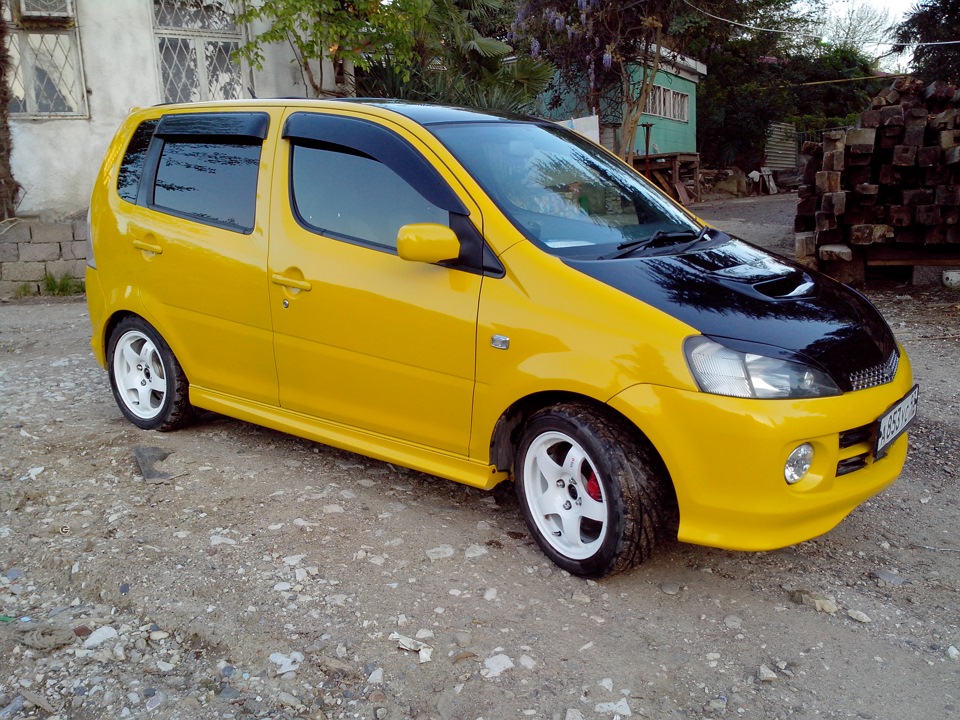 Daihatsu 888